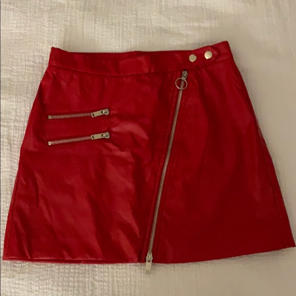 Faux leather moto miniskirt